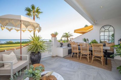 1447-398598-78d1f4f8b6655591b02d22fabb36a692d