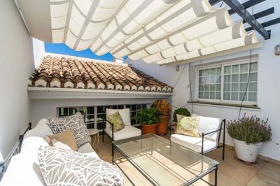 1447-645590-78d1f4f8b6655591b02d22fabb36a692d