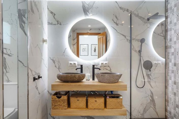 Image No.13-4 Bed Townhouse for sale