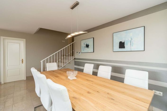 Image No.27-4 Bed Villa for sale