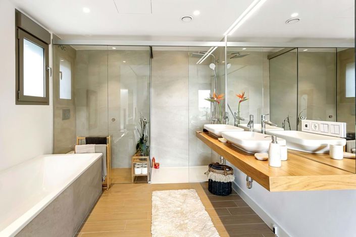 Image No.19-3 Bed Townhouse for sale