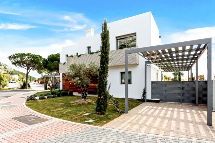 Image No.7-3 Bed Townhouse for sale