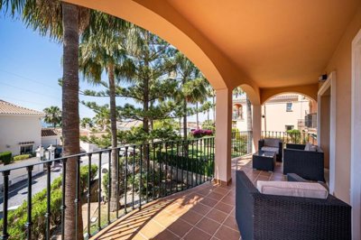 1447-653976-78d1f4f8b6655591b02d22fabb36a692d