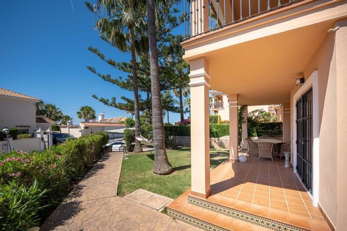 Image No.26-5 Bed Villa for sale