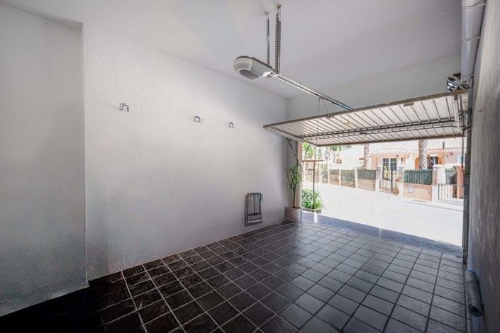 Image No.32-5 Bed Villa for sale