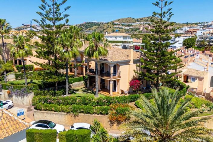 Image No.37-5 Bed Villa for sale