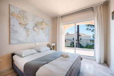 1447-653976-78d1f4f8b6655591b02d22fabb36a692d