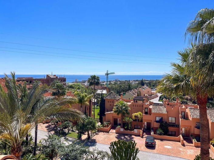 Image No.30-6 Bed Townhouse for sale