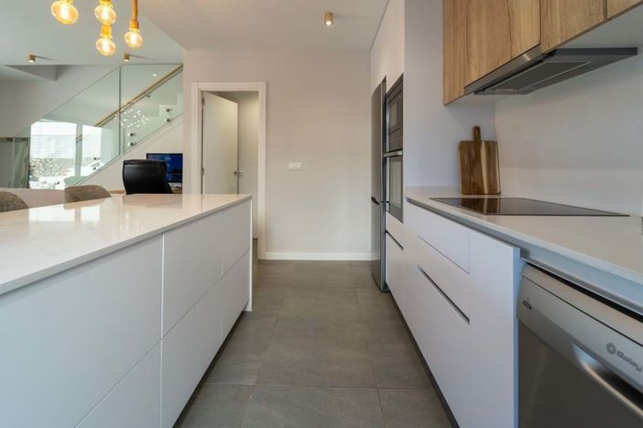 Image No.13-3 Bed Semi-Detached for sale