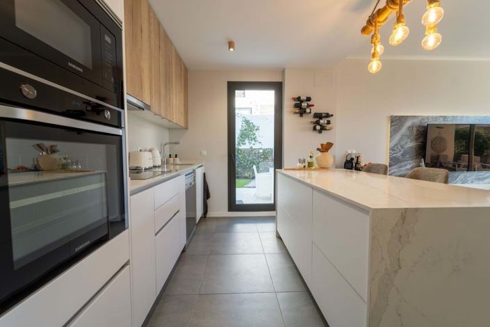 Image No.15-3 Bed Semi-Detached for sale