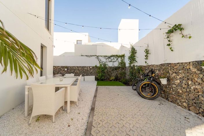 Image No.24-3 Bed Semi-Detached for sale