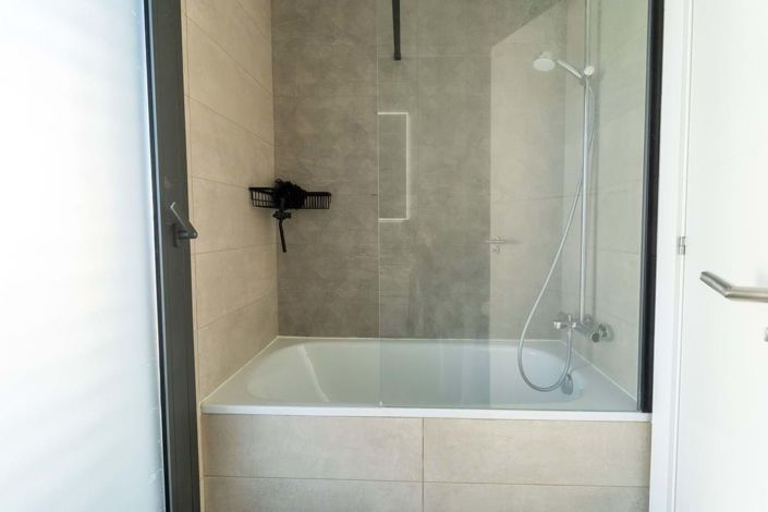 Image No.31-3 Bed Semi-Detached for sale