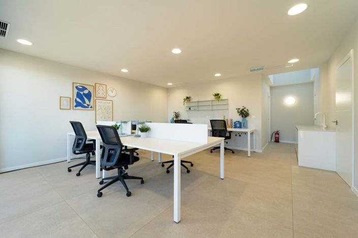 Image No.47-3 Bed Semi-Detached for sale