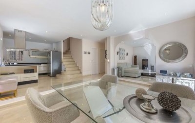 1447-654017-78d1f4f8b6655591b02d22fabb36a692d