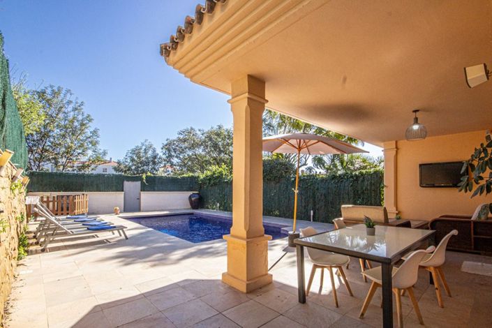 Image No.34-4 Bed Semi-Detached for sale