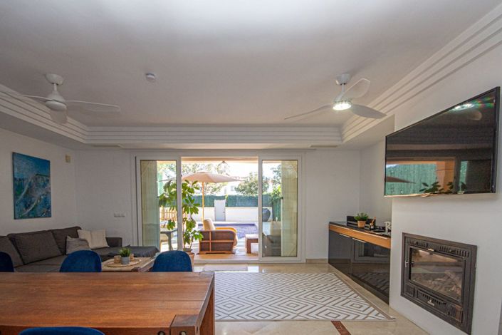 Image No.4-4 Bed Semi-Detached for sale