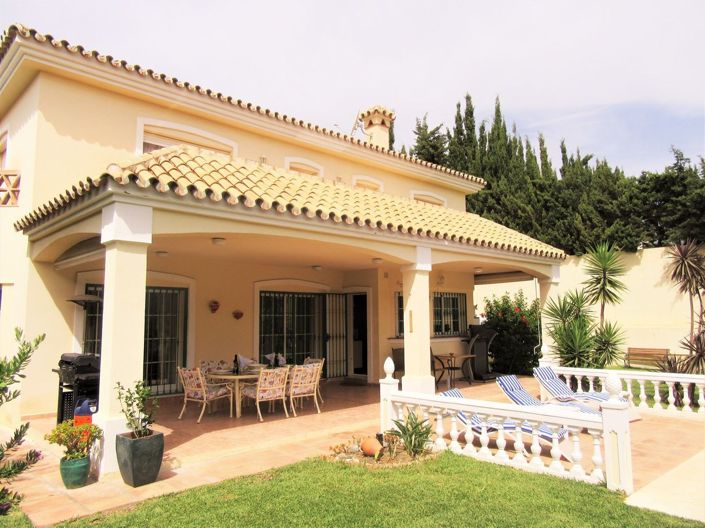 Image No.8-Villa de 4 chambres à vendre à Mijas Costa