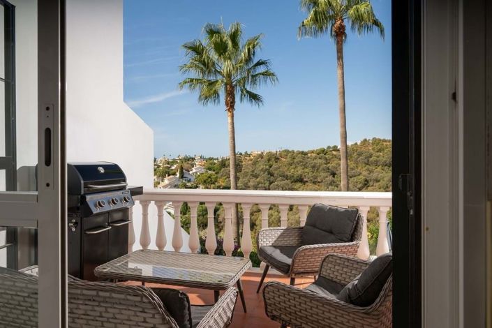 Image No.17-4 Bed Townhouse for sale