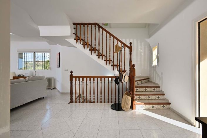 Image No.7-4 Bed Townhouse for sale