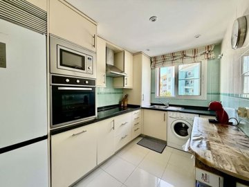 1447-645327-78d1f4f8b6655591b02d22fabb36a692d