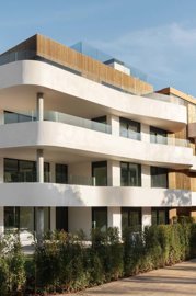 1447-645328-78d1f4f8b6655591b02d22fabb36a692d