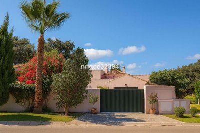 1447-647719-78d1f4f8b6655591b02d22fabb36a692d