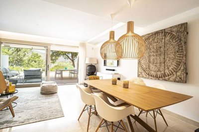 1447-645785-78d1f4f8b6655591b02d22fabb36a692d