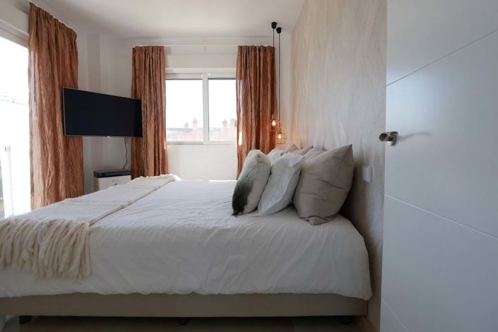 Image No.38-3 Bed Penthouse for sale