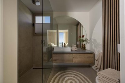 1447-649022-78d1f4f8b6655591b02d22fabb36a692d