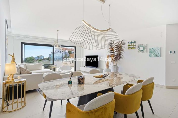 Image No.14-3 Bed Apartment for sale