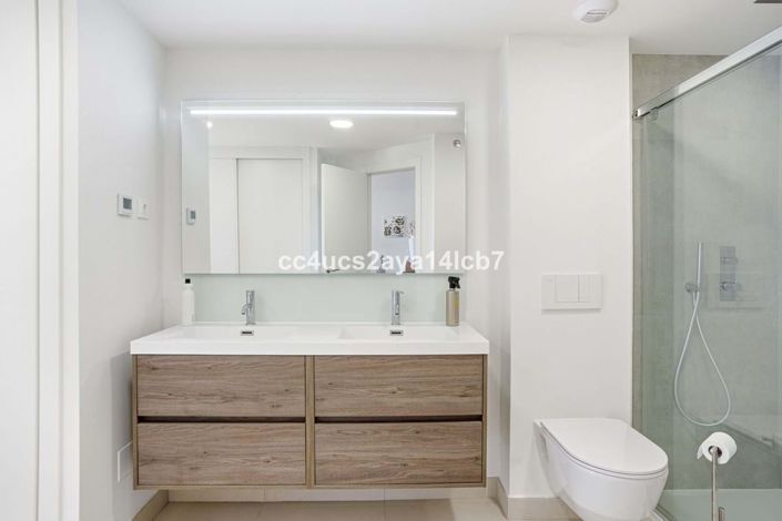 Image No.22-3 Bed Apartment for sale