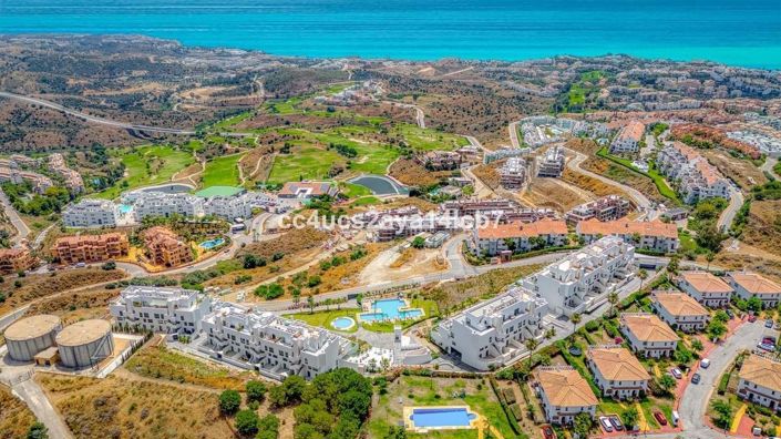 Image No.38-3 Bed Apartment for sale