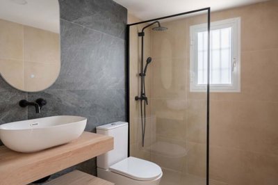 1447-649673-78d1f4f8b6655591b02d22fabb36a692d