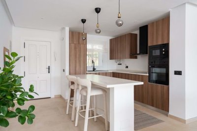 1447-649673-78d1f4f8b6655591b02d22fabb36a692d