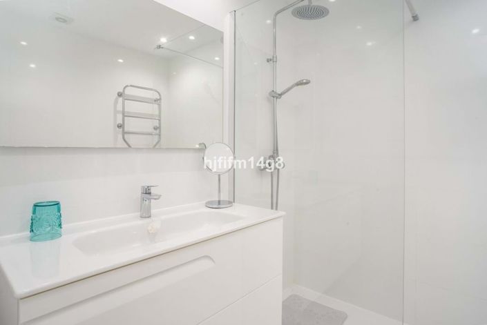 Image No.13-2 Bed Apartment for sale