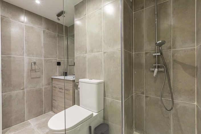 Image No.25-2 Bed Apartment for sale