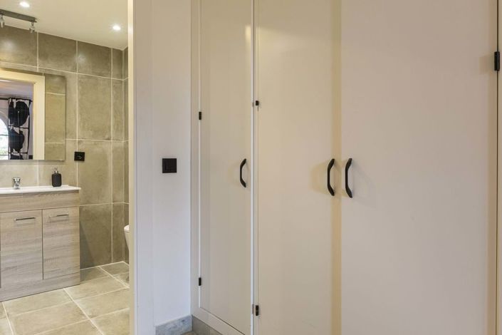 Image No.30-2 Bed Apartment for sale