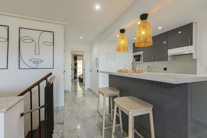 Image No.9-2 Bed Apartment for sale