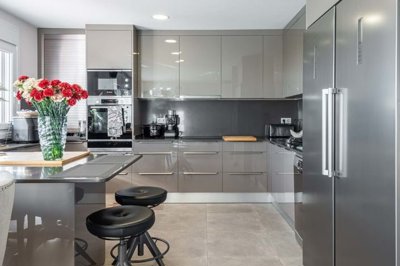 1447-654124-78d1f4f8b6655591b02d22fabb36a692d