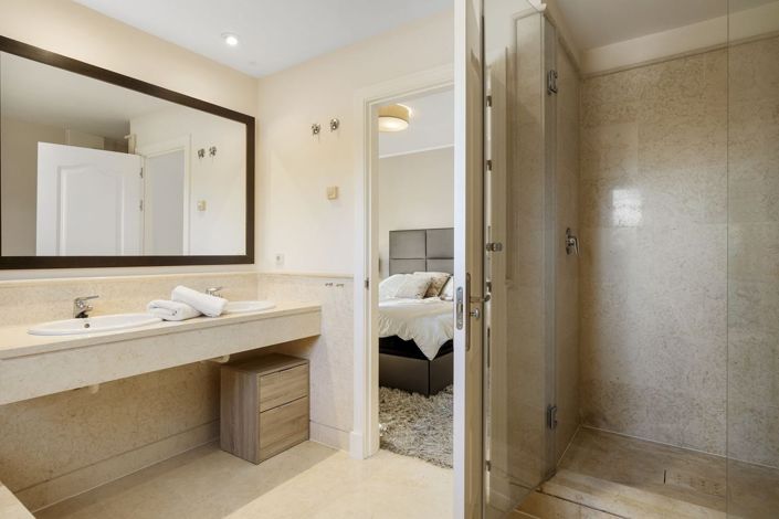 Image No.16-2 Bed Apartment for sale