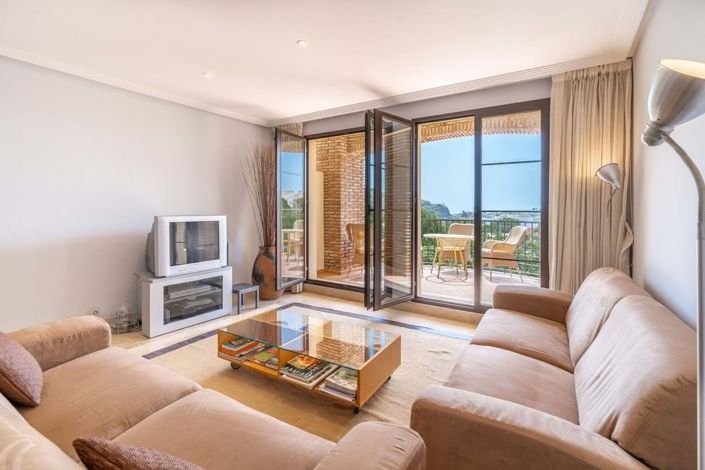 Image No.7-3 Bed Apartment for sale