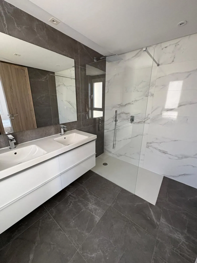 Image No.10-3 Bed Apartment for sale