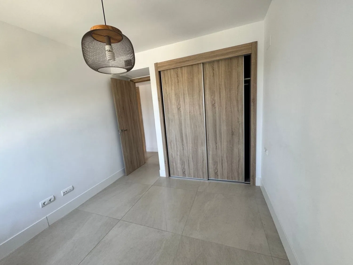 Image No.9-3 Bed Apartment for sale