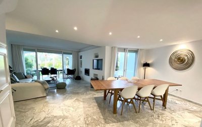 1447-646452-78d1f4f8b6655591b02d22fabb36a692d