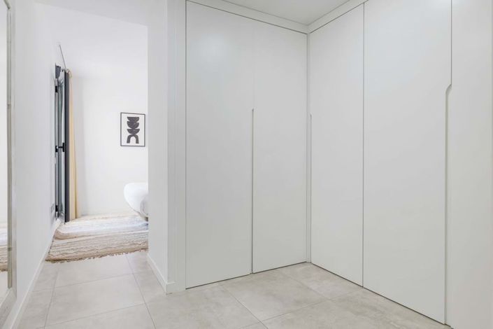 Image No.20-3 Bed Apartment for sale