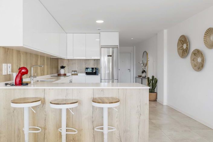 Image No.3-3 Bed Apartment for sale