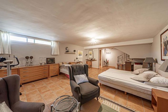 Image No.31-4 Bed Semi-Detached for sale