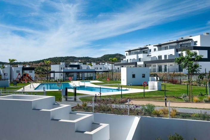 Image No.14-2 Bed Apartment for sale