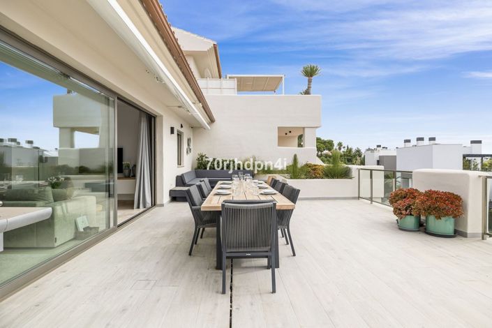 Image No.25-3 Bed Penthouse for sale