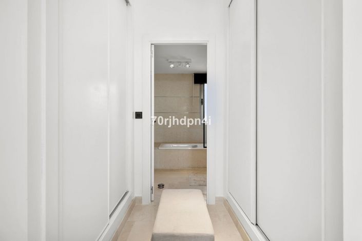 Image No.5-3 Bed Penthouse for sale